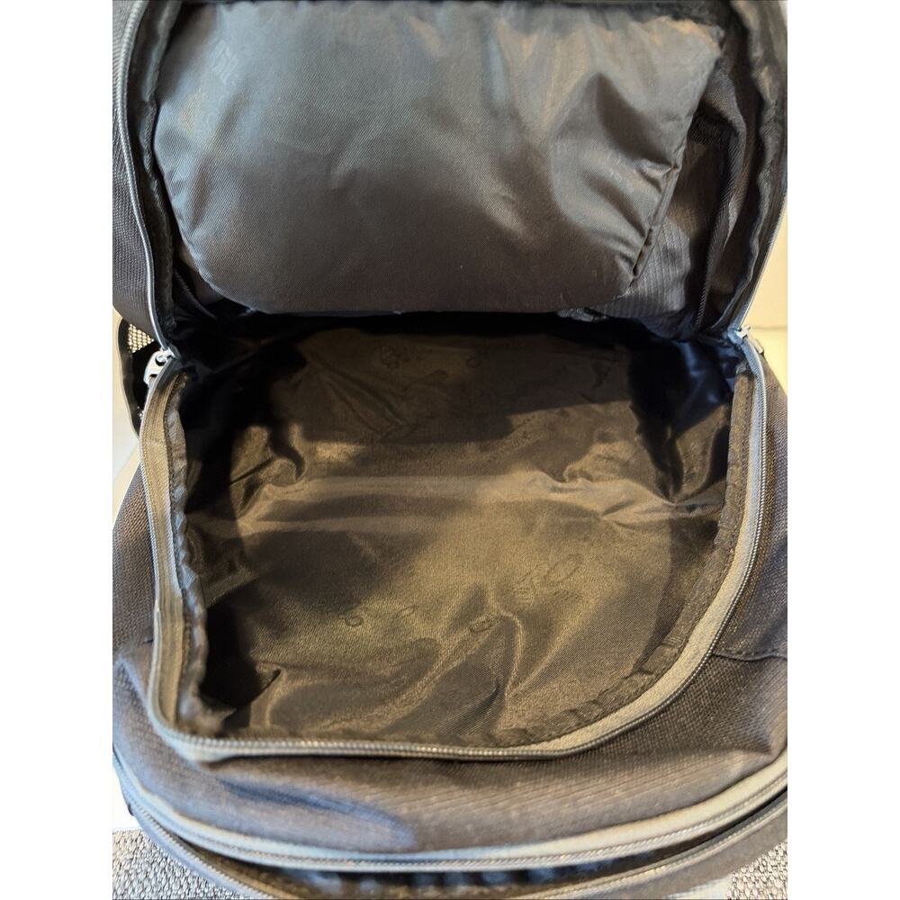 Oakley 26L Gearbox 5-Speed Backpack Stone black NEW w/ Tags View 5
